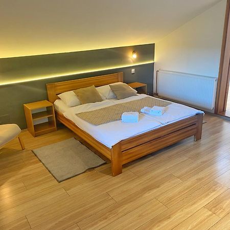 16 Lakes Guesthouse Грабовац Екстериор снимка