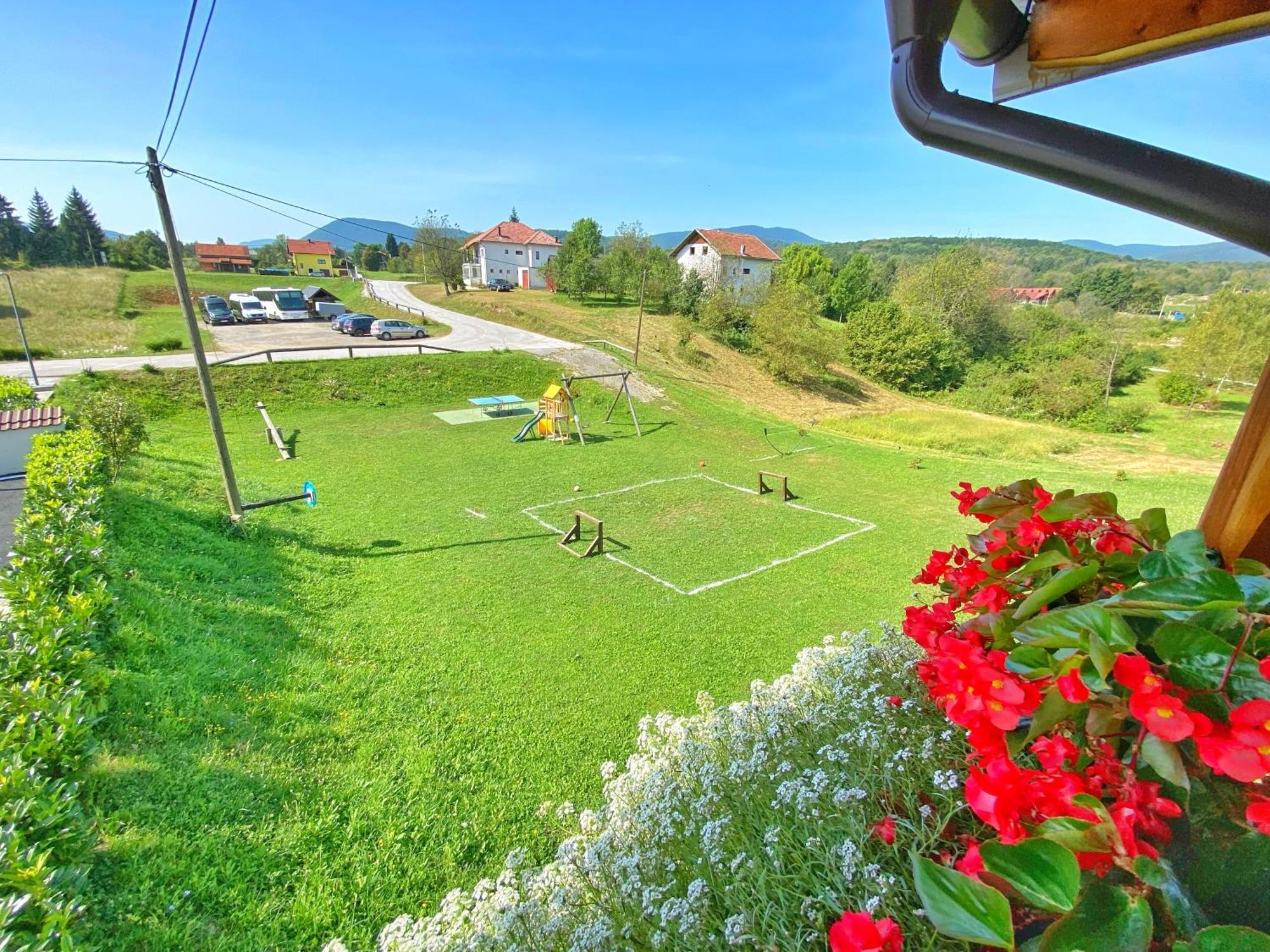 16 Lakes Guesthouse Грабовац Екстериор снимка
