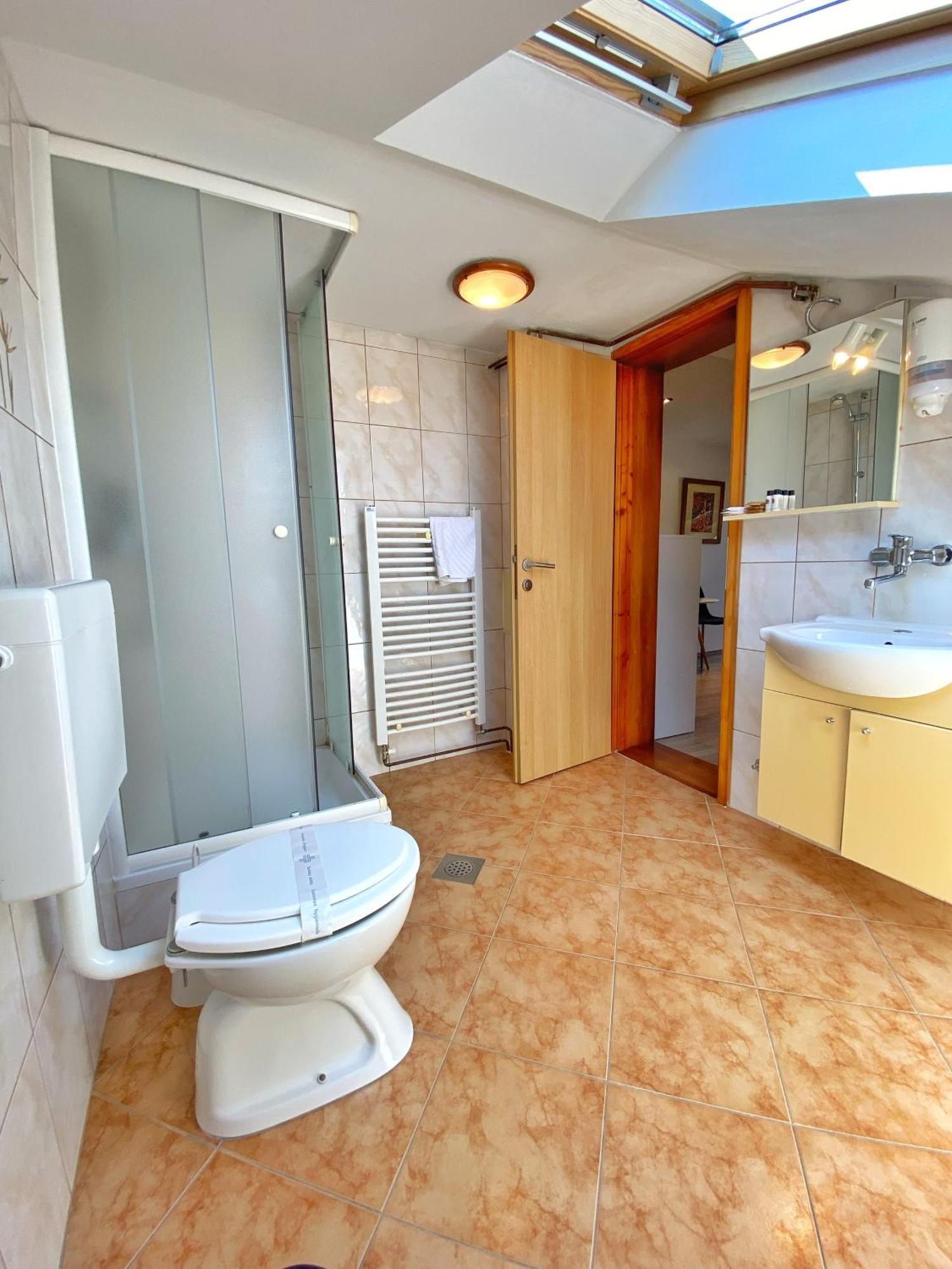 16 Lakes Guesthouse Грабовац Екстериор снимка