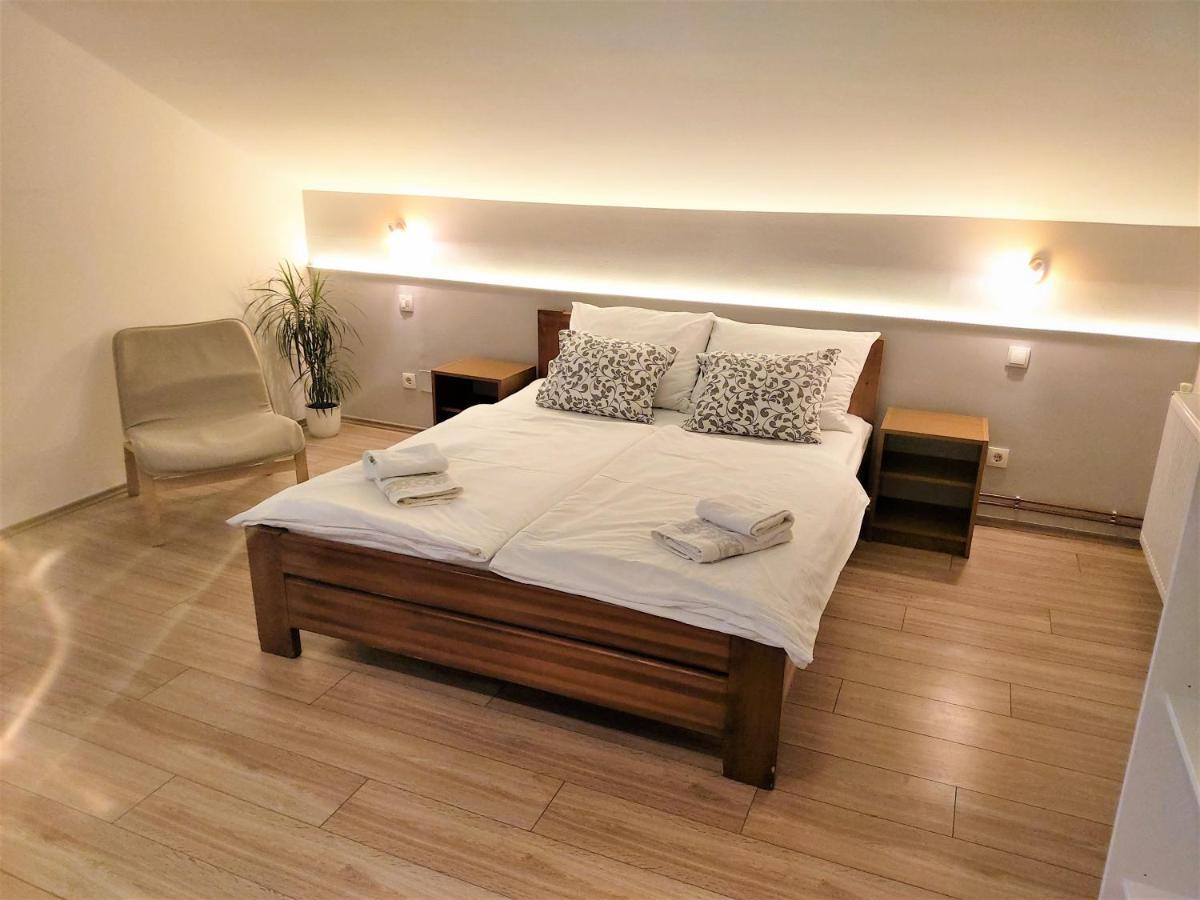 16 Lakes Guesthouse Грабовац Екстериор снимка